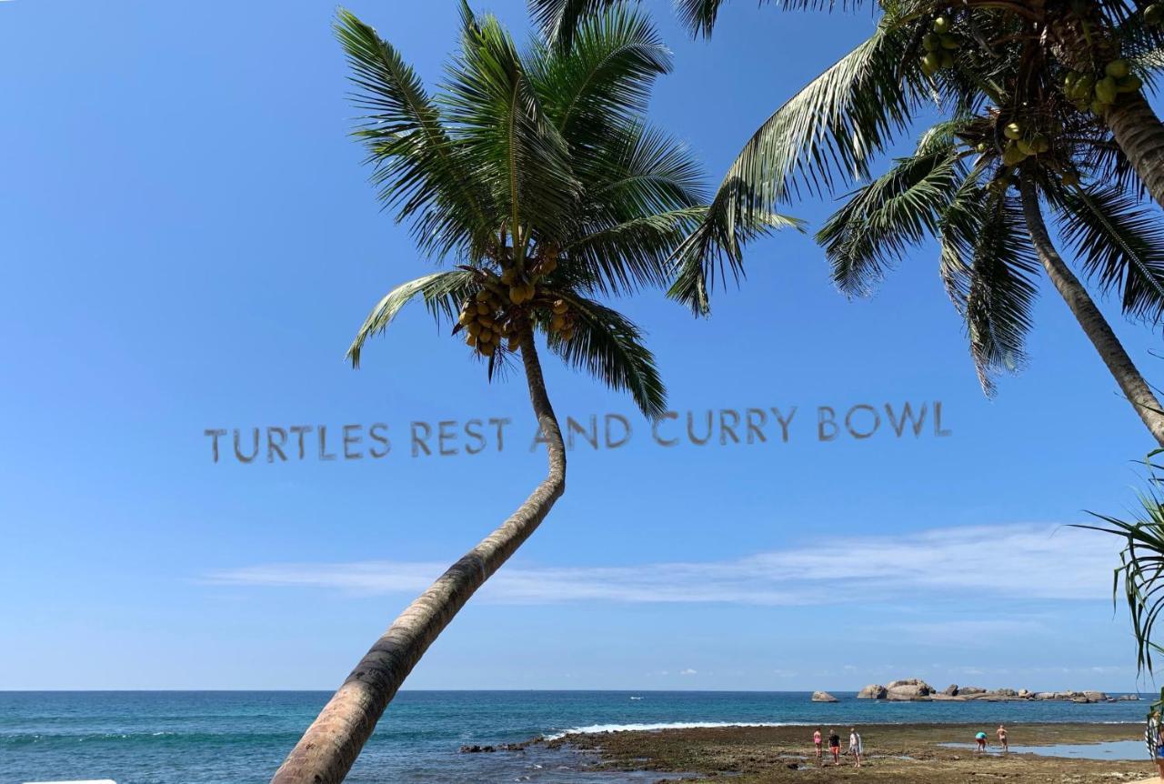 Curry Bowl Restaurant & Turtles Rest Acomodação com café da manhã Hikkaduwa Exterior foto